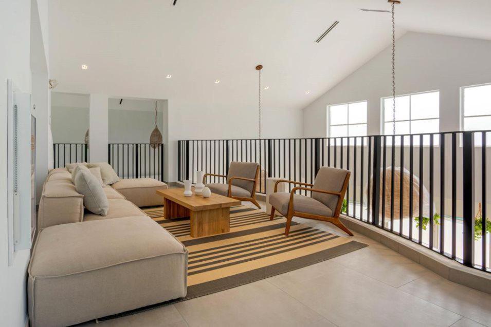 Dharma Home Suites Dania Beach At Sheridan Ocean Club Exteriör bild