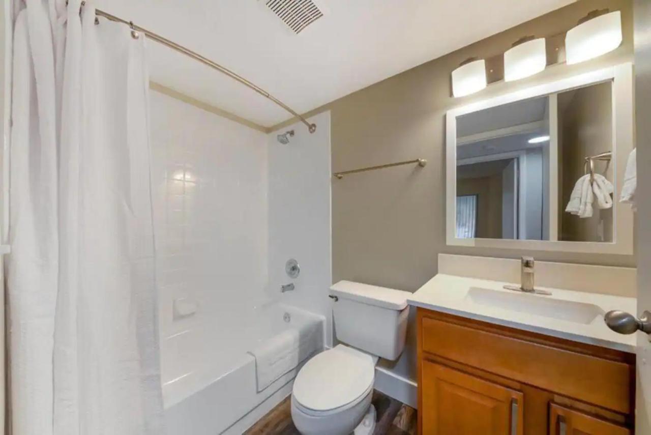 Dharma Home Suites Dania Beach At Sheridan Ocean Club Exteriör bild