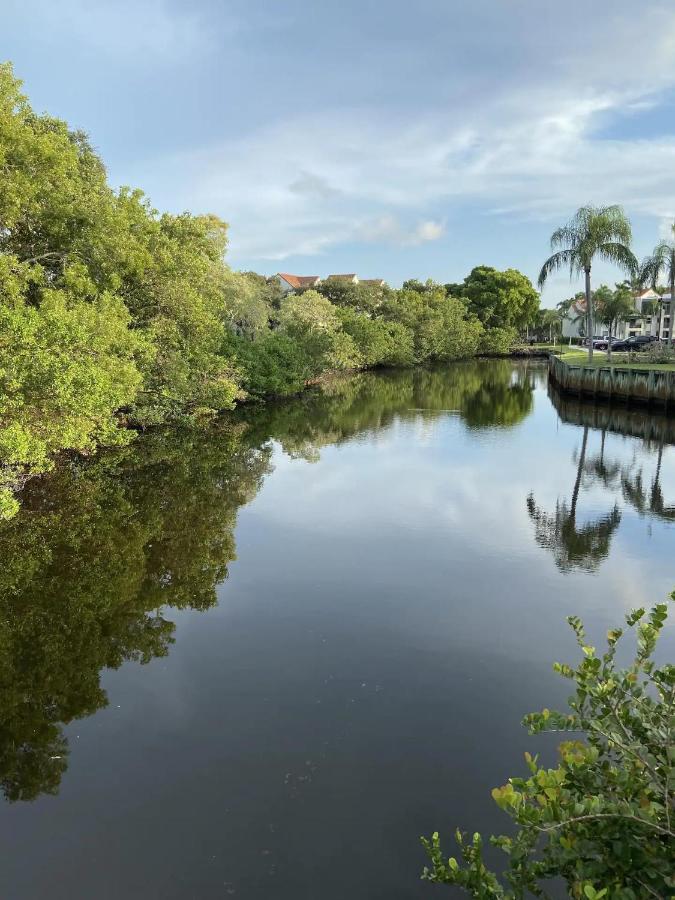 Dharma Home Suites Dania Beach At Sheridan Ocean Club Exteriör bild