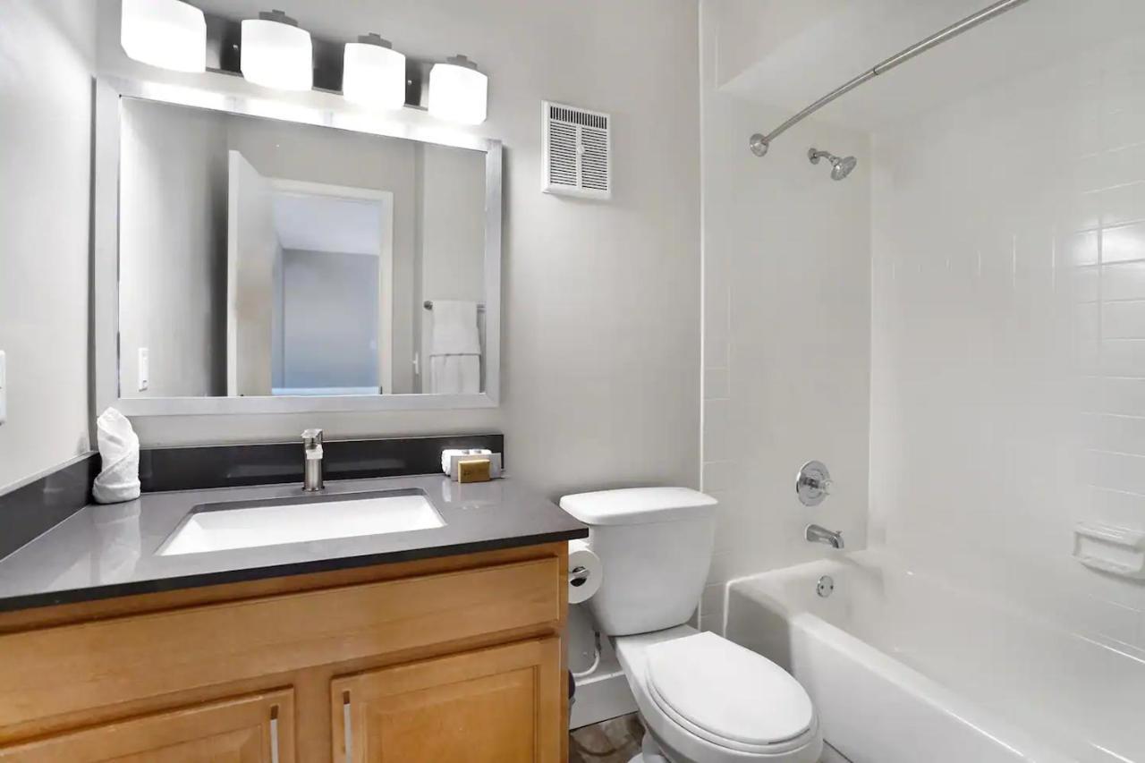 Dharma Home Suites Dania Beach At Sheridan Ocean Club Exteriör bild