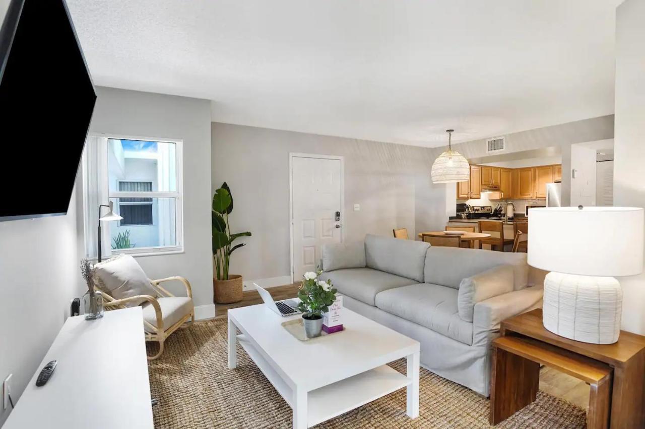 Dharma Home Suites Dania Beach At Sheridan Ocean Club Exteriör bild